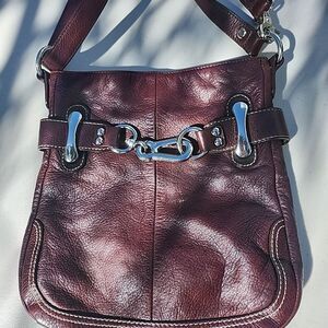 B Makowsky Cross Body Shoulder Bag Belted Hobo Purse Burgundy Pebbled Leather
